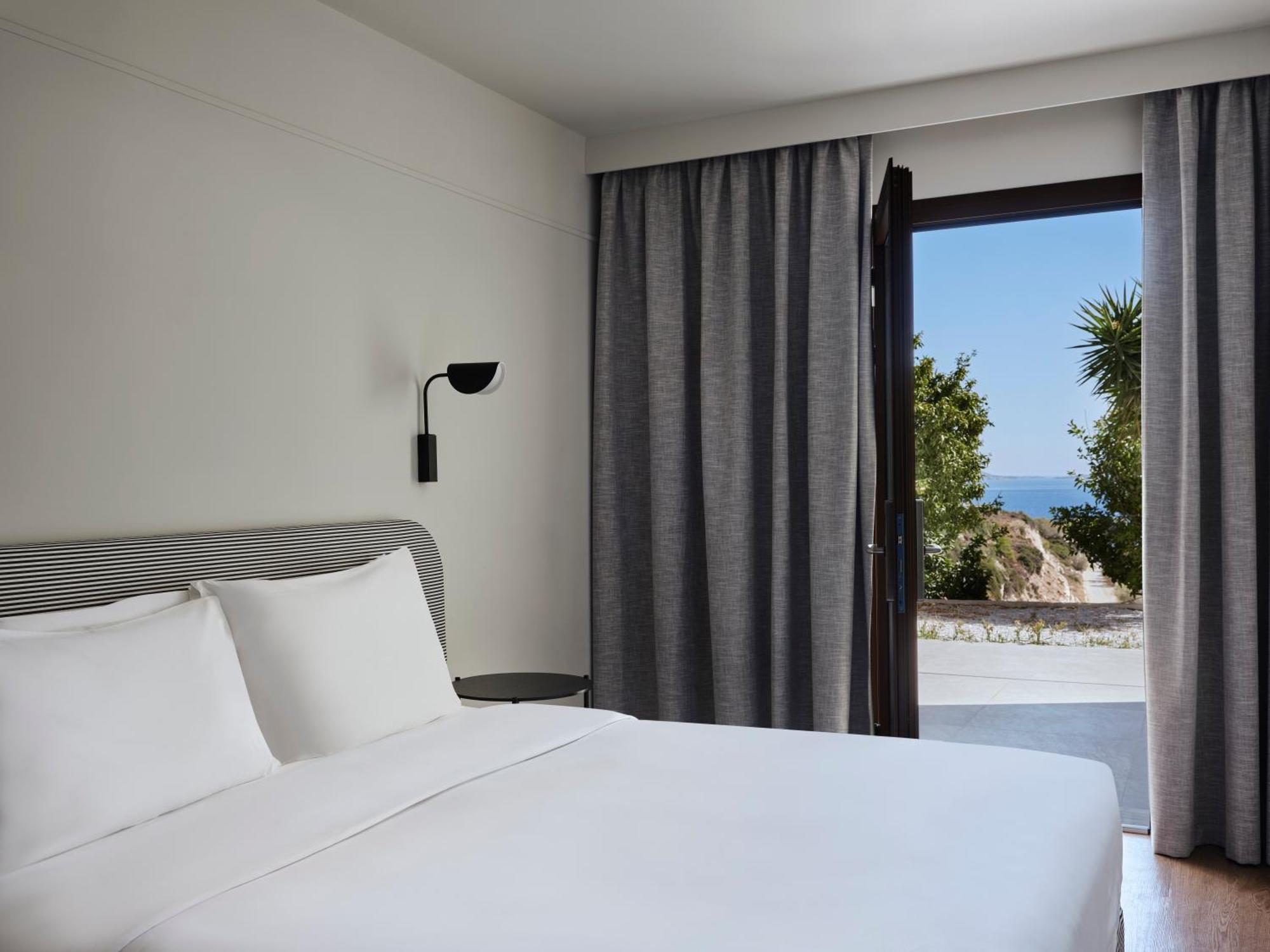 Doryssa Lithos Hotel ปีตาโกเรโย ภายนอก รูปภาพ